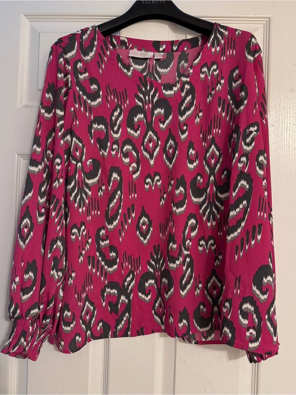 NWOT Belle by Kim GravelWomen's Pink Patterned Long-Sleeve Blouse